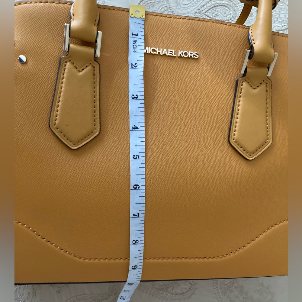 Michael Kors Mustard Satchel orange purs - Picture 5 of 6